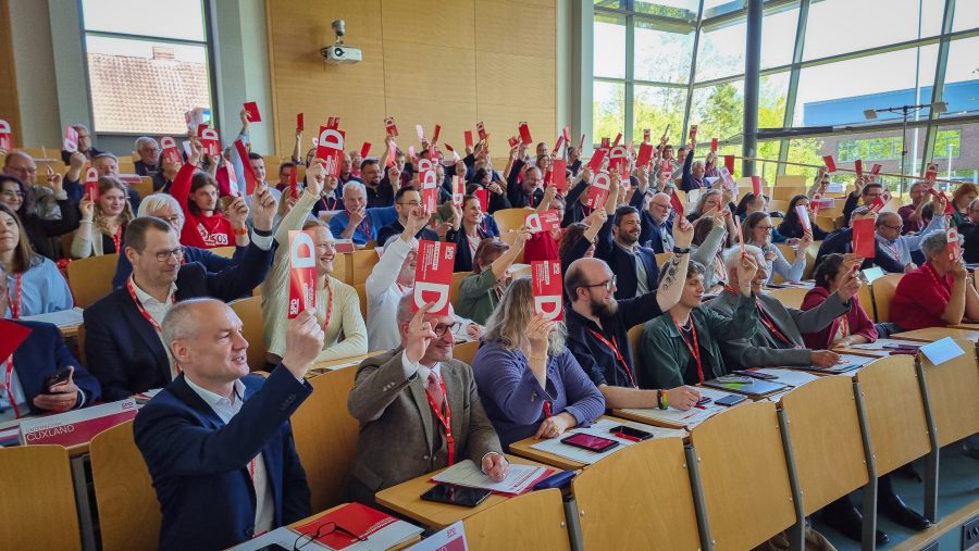 Bezirksparteitag 2025 Abstimmung